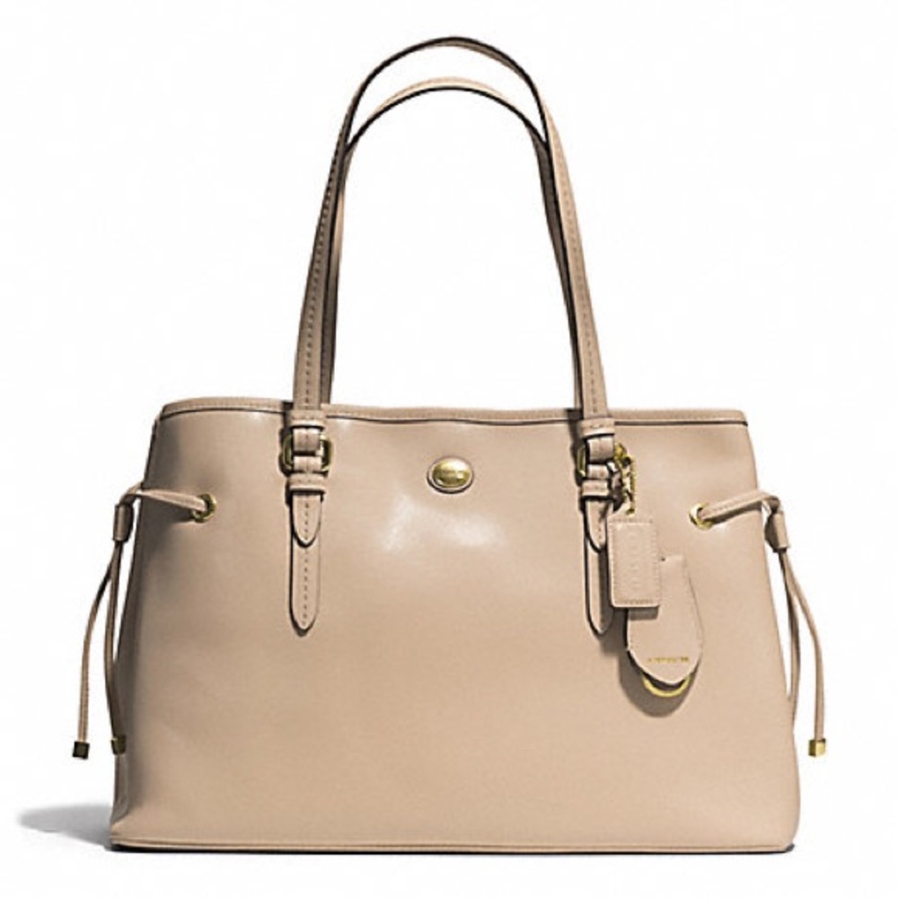 Authentic Coach Peyton Leather Drawstring Carryall